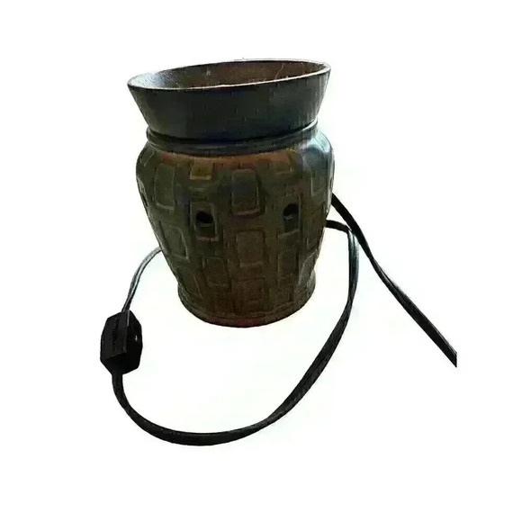 Scentsy Strata full size warrmer retired brown very nice - Picture 1 of 5